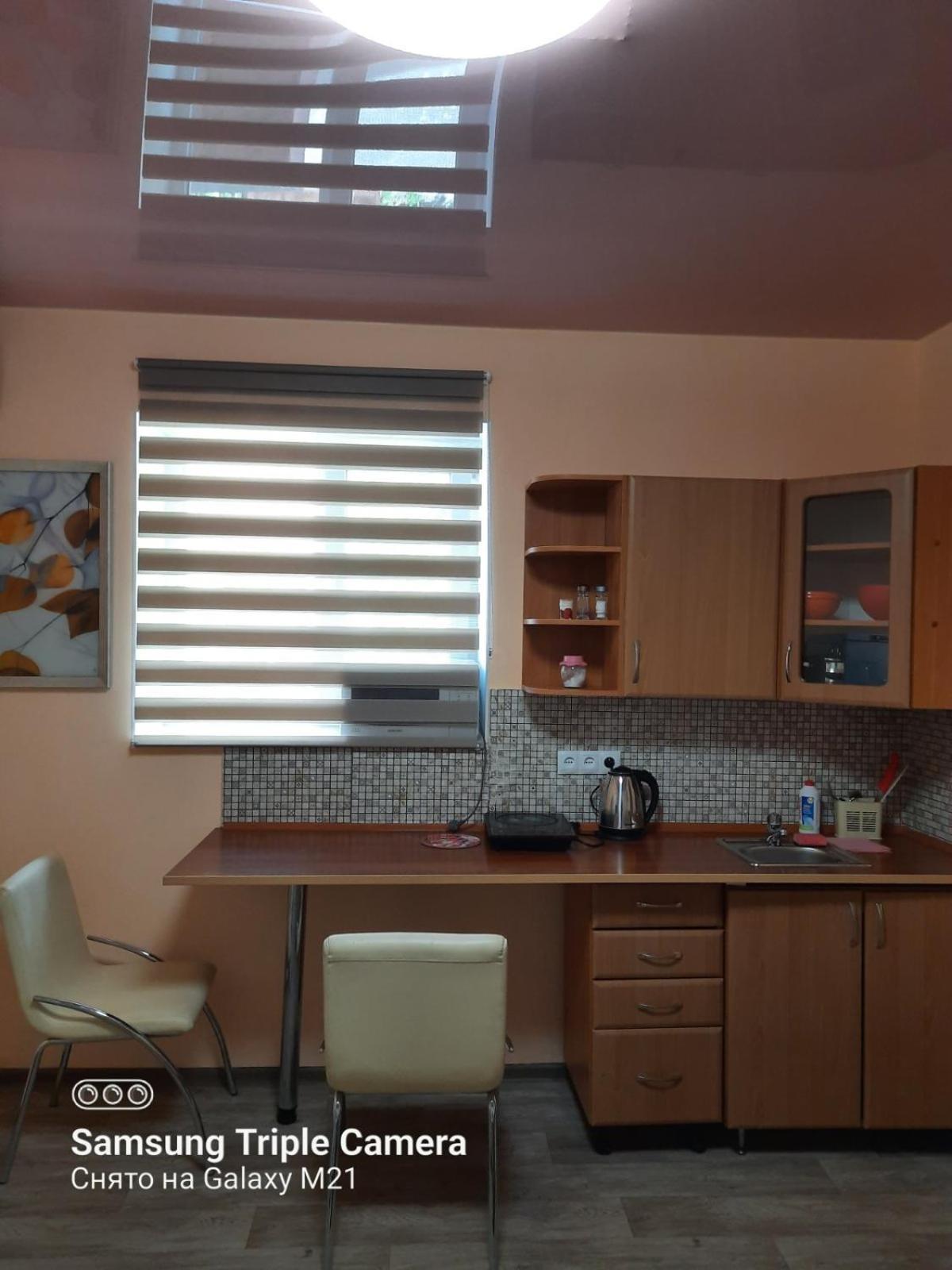 Gold Odessa Apartment Bagian luar foto